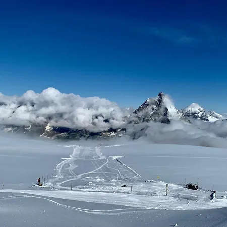 Cervinia In Out - Spacious Apartament *